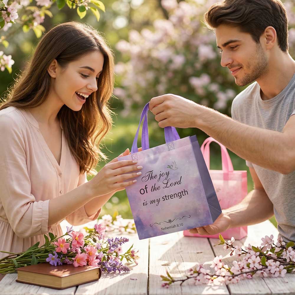 20/40pcs Christian Gift Bags with Bible Verses, Inspirational Faith Bags for Church Supplies, Party Favor Bags for Bible Study, Non Woven Tote Bags for Women
